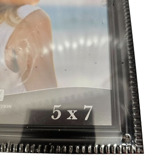 Icona Bay 5x7 Picture Frames (Black, Set of 4 Pack) - Picture 6 of 11